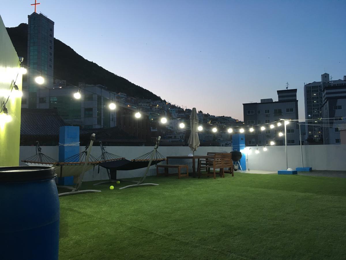 Busan Backpackers Buitenkant foto