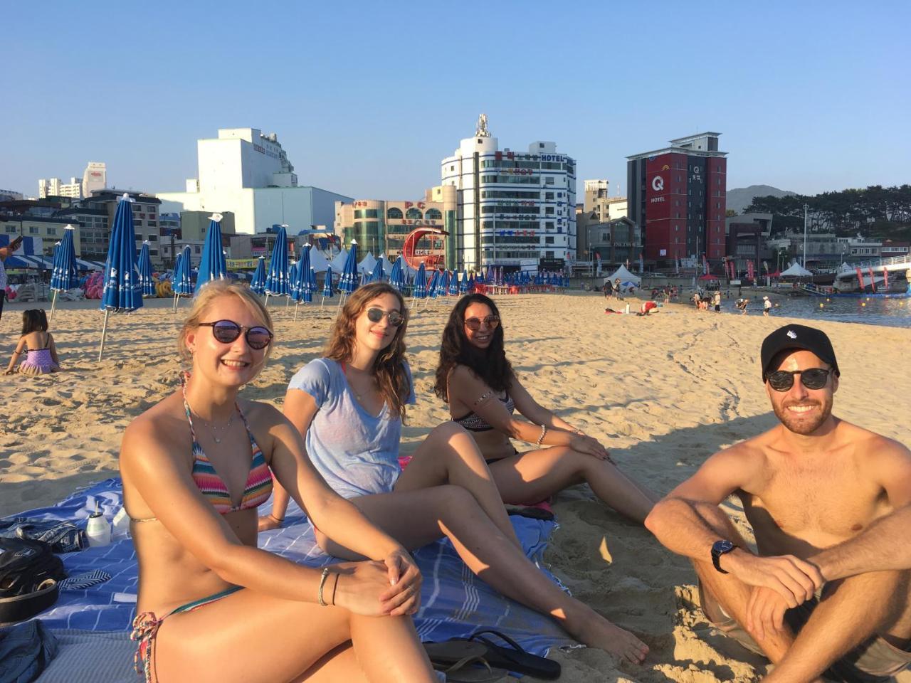 Busan Backpackers Buitenkant foto