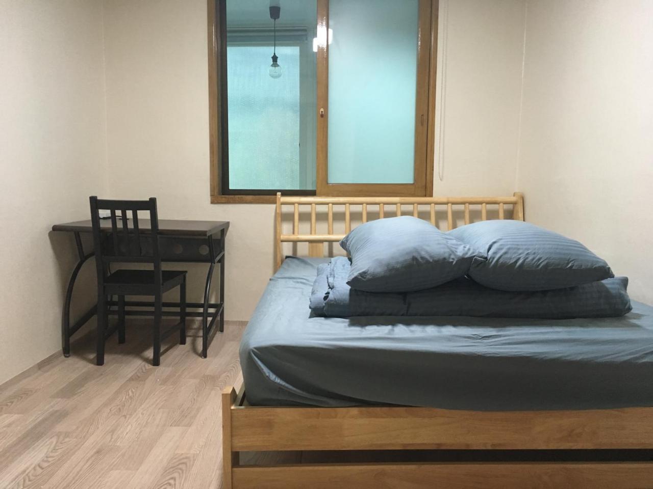 Busan Backpackers Buitenkant foto