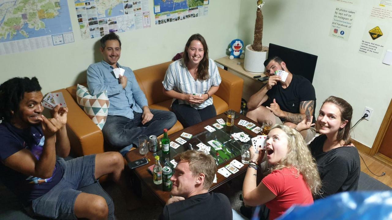 Busan Backpackers Buitenkant foto